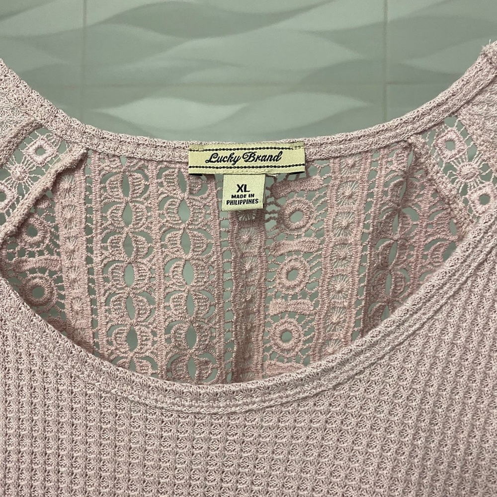 Lucky brand long sleeve tee XL